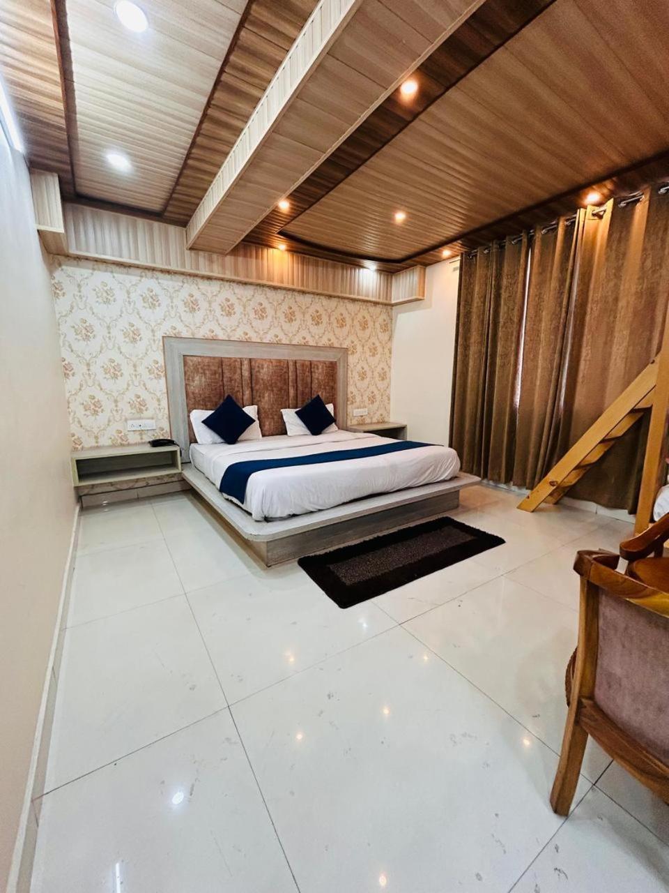 Yog Maya Regency B&B Shimla Exterior photo