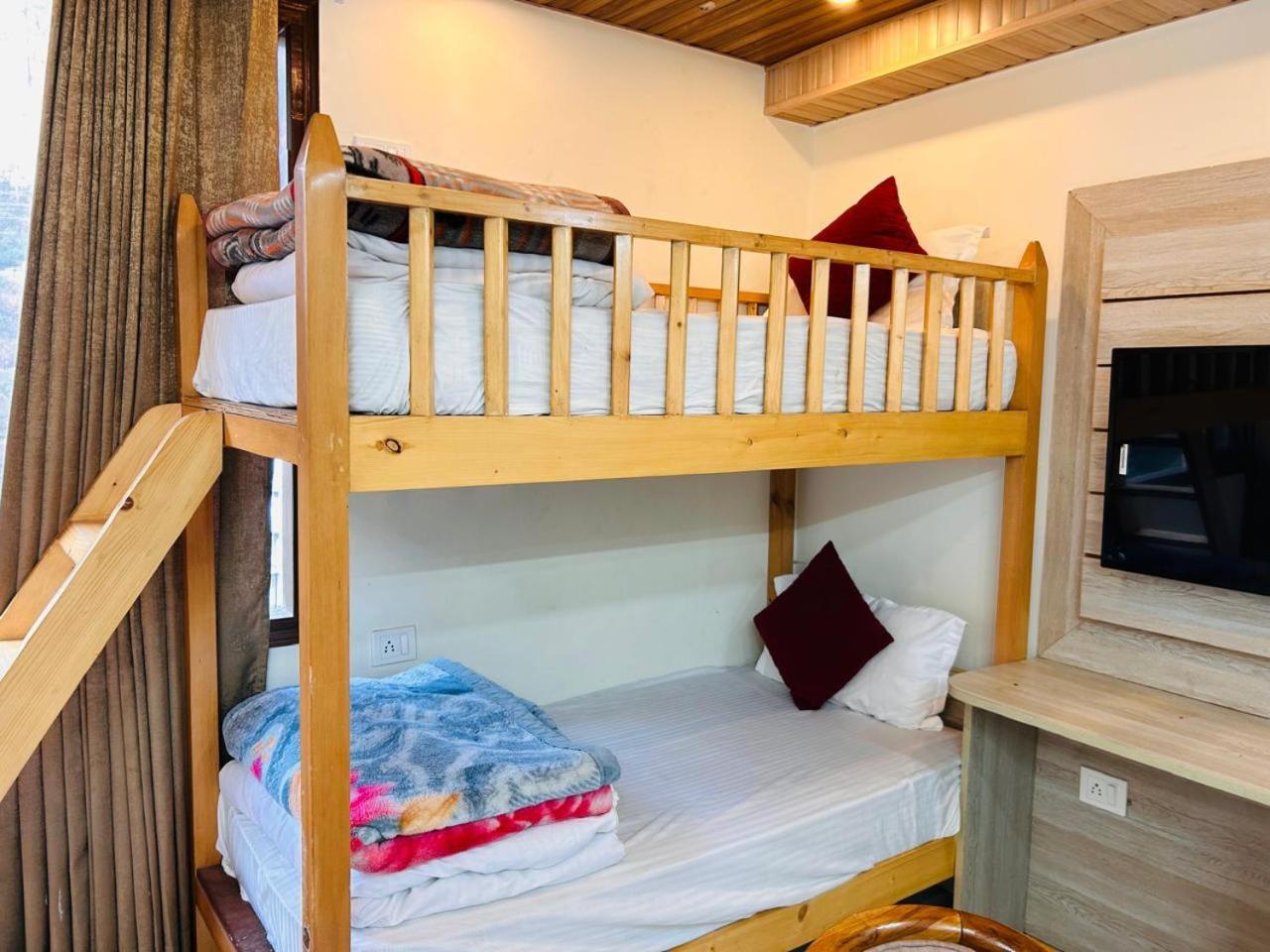 Yog Maya Regency B&B Shimla Exterior photo